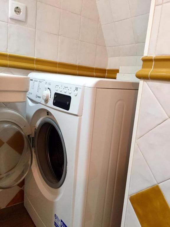 Modern House - Air Cond, Free Parking, Breakfast, By Porto With Love Lda Vila Nova de Gaia Eksteriør billede