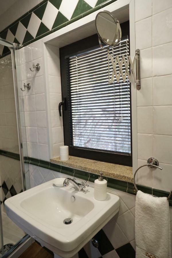 Modern House - Air Cond, Free Parking, Breakfast, By Porto With Love Lda Vila Nova de Gaia Eksteriør billede